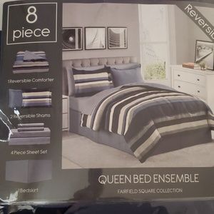 Queen comforter reversible set
